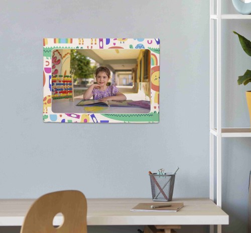 interior-home-decor-with-photo-frame Y-min